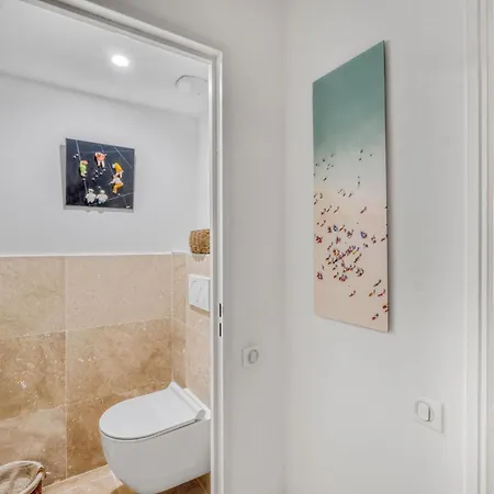 Apartment 1 - Ascenseur - Spacieux - Proche Palais *