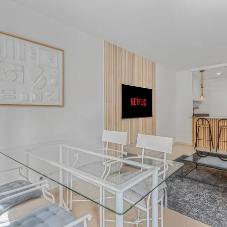 1 - Ascenseur - Spacieux - Proche Palais Cannes