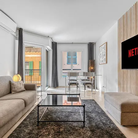 Apartment 1 - Ascenseur - Spacieux - Proche Palais Cannes